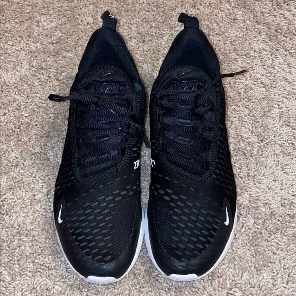 Nike 270